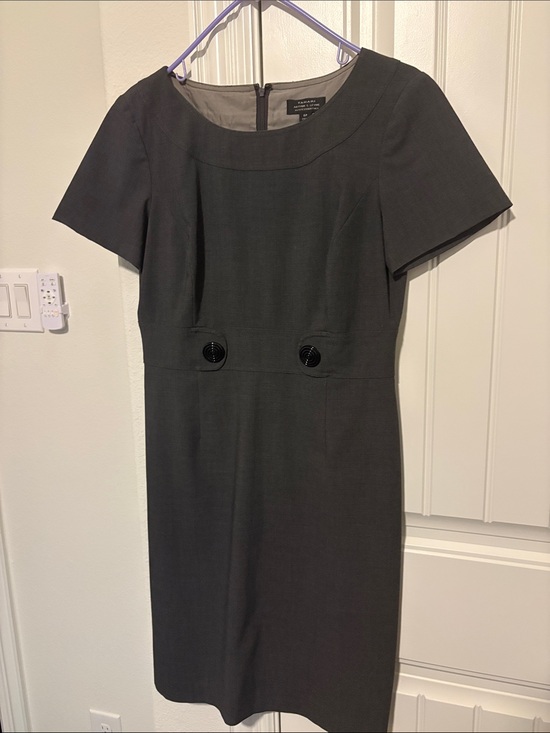 Tahari Dresses & Skirts - Tahari Dark Gray Short-Sleeve Midi Sheath Dress